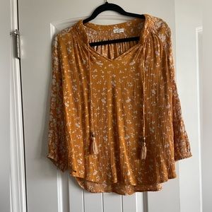 Mason and Belle Tassel Top Size Medium